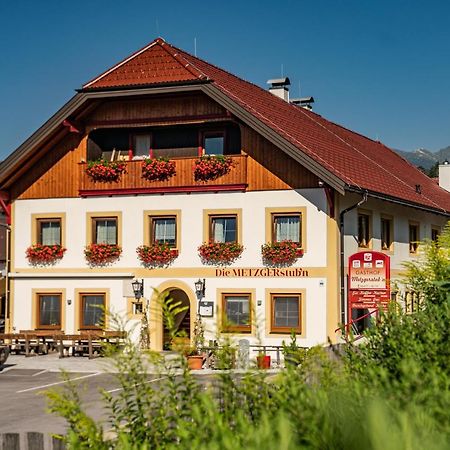 Hotel Die Metzgerstubn ザンクト・ミヒャエル・イム・ルンガウ エクステリア 写真