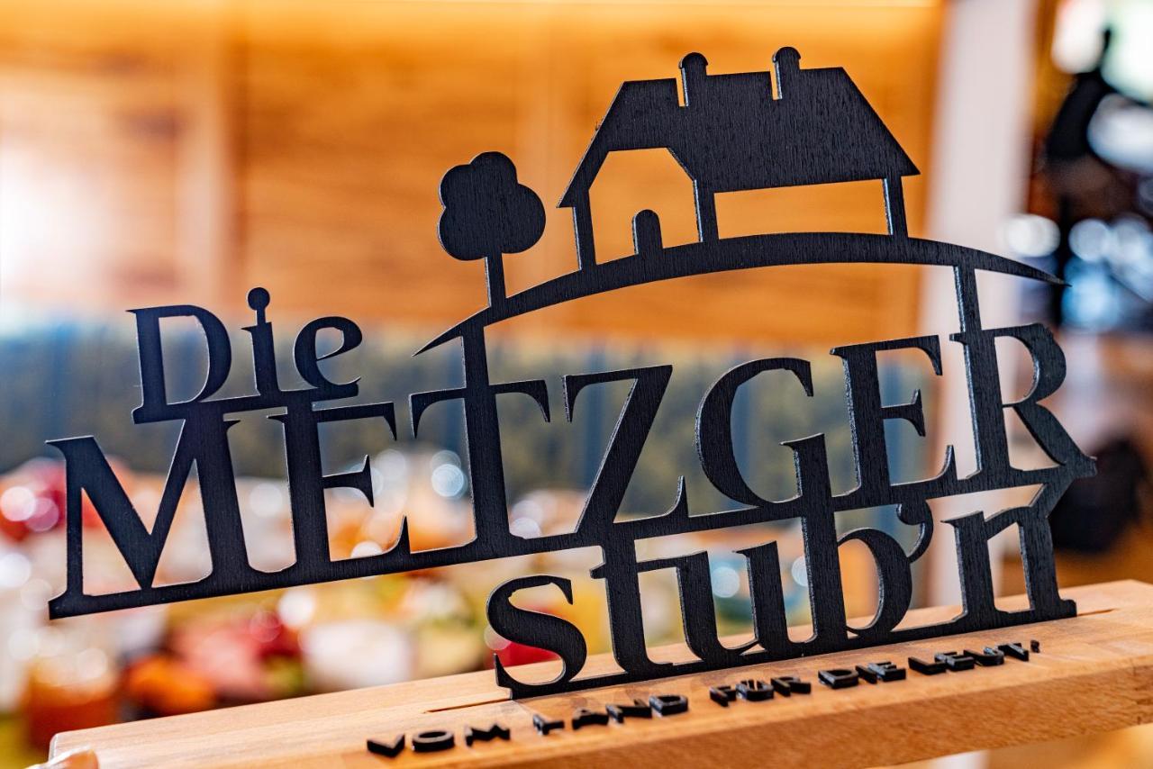 Hotel Die Metzgerstubn ザンクト・ミヒャエル・イム・ルンガウ エクステリア 写真